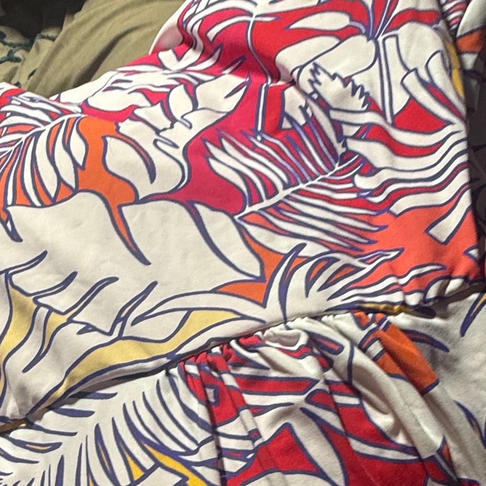 Land’s End Vibrant Tropical Leaf Print bathing suit swim dress - Picture 6 of 13